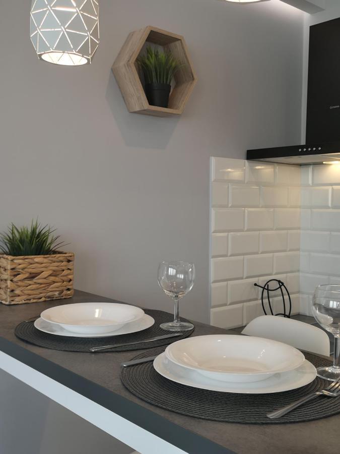 Apartament 8 Pietro Al Wyzwolenia Stettin Exterior foto
